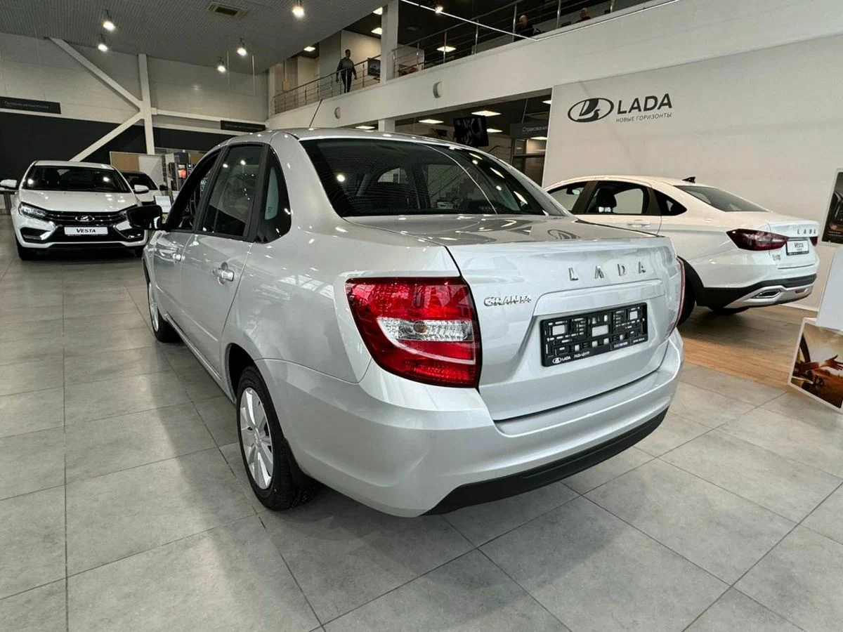 Lada Granta Седан в Краснодар - фото №3